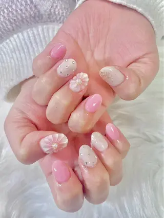 ネイル KIREIE Satomiのネイルデザイン