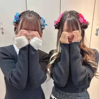 ヘアアレンジ ヘアメ🎀推しカラー 🥣横浜/しほ🧸のヘアスタイル