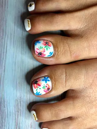 ネイル ホワイトニング🦷 ネイル💅LEAのその他イメージ