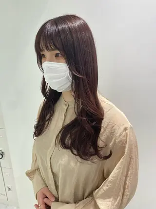 セミロング カラー パーマ ヘアアレンジ ネイル マツエク・マツパ 韓国風ベージュ🤎 赤みなし🌿横浜🤎のヘアスタイル