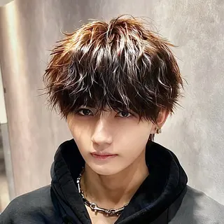 ショート 毛流れセンターパート /パーマ/モリオのヘアスタイル