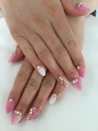 ネイル 💎🐰 saki. m 🐰💎のネイルデザイン