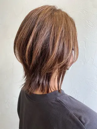 ミディアム 伊東 実結のヘアスタイル