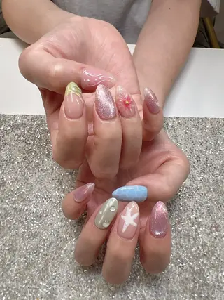 ネイル Guarendo錦糸町店所属・ガレンドウ 白澤 愛子のネイルデザイン