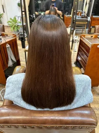 セミロング カラー 川口開世 short cutのヘアスタイル