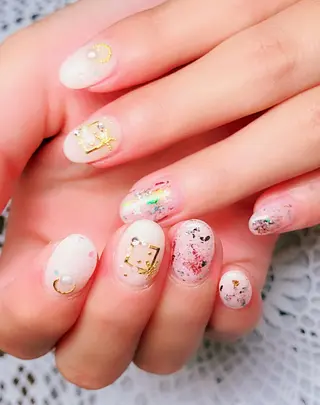 ネイル ゲン レイカのネイルデザイン