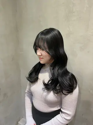 セミロング カラー ヘアアレンジ 🫧艶髪矯正 髪質改善🫧 大介のヘアスタイル