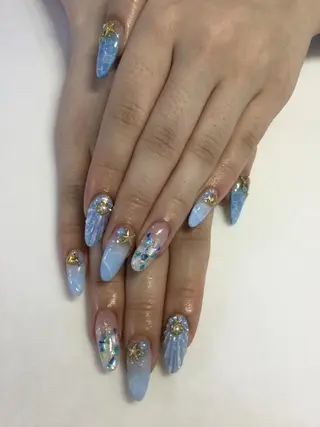 ネイル 💎🐰 saki. m 🐰💎のネイルデザイン