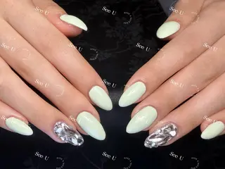 ネイル See.u モモ（南浦和）のネイルデザイン