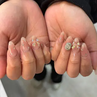 ネイル 栗田 ゆう子のネイルデザイン