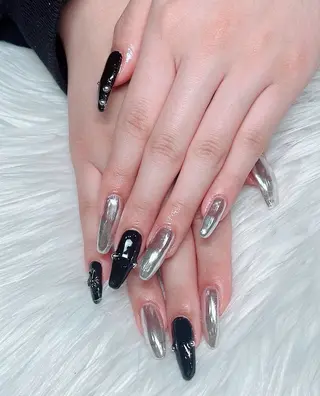 ネイル nail&eye Ariesのネイルデザイン