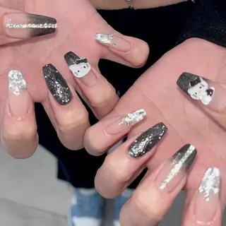 ネイル moca心斎橋店 Aina🐈⬛🤍のネイルデザイン