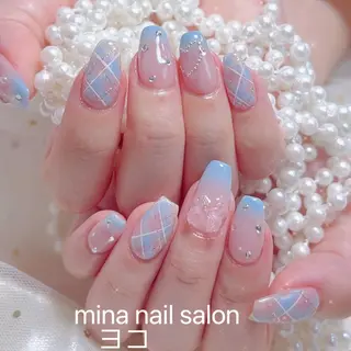 ネイル queensnail 🧸mikaのネイルデザイン