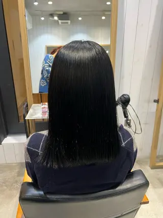ミディアム 髙橋 かなこのヘアスタイル