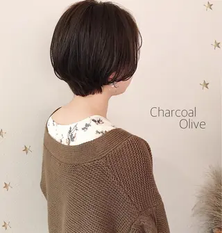 ショート カラー 市川 千夏のヘアスタイル