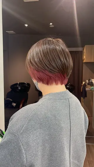 ショート カラー 🪽髪質改善矯正 🤍MIU🤍のヘアスタイル