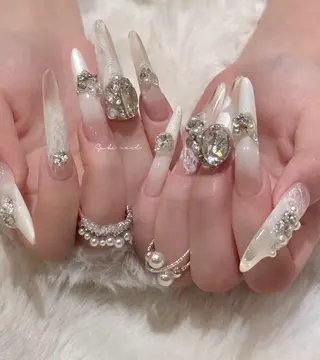ネイル D-BEAUTY Nailsalonのネイルデザイン