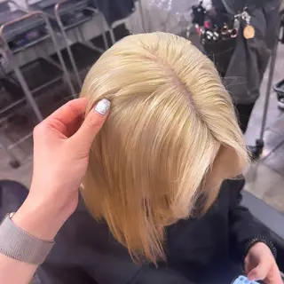 ショート 横浜美容室/透明感 カラー/レイヤーのヘアスタイル