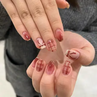 ネイル 脇 奈々子のネイルデザイン