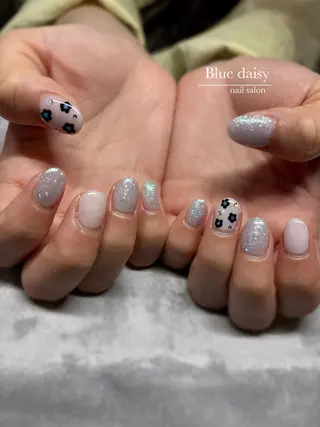ネイル Blue daisy 栄本店のネイルデザイン
