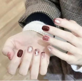 ネイル Theone栄店 伊藤のネイルデザイン