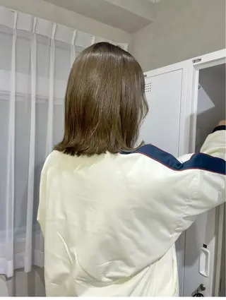 ミディアム カラー owll所属・縮毛矯正募集🔥 西梅田/六角一咲のヘアスタイル