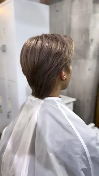 ショート uda 抜きっぱなし /最高級エクステのヘアスタイル