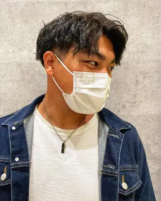 パーマ メンズ 山口 夏季のヘアスタイル