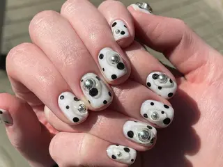 ミディアム Atelier nail salonのネイルデザイン