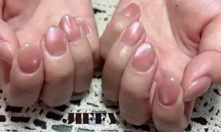 ミディアム JIFFY nailstudioのネイルデザイン