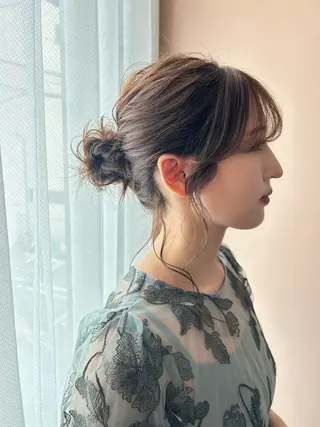 セミロング ヘアアレンジ hub hair レイヤー/透明感のヘアスタイル