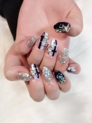 ネイル DI'A ネイルサロンのネイルデザイン