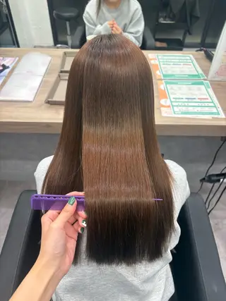 ロング カラー COCO .のヘアスタイル