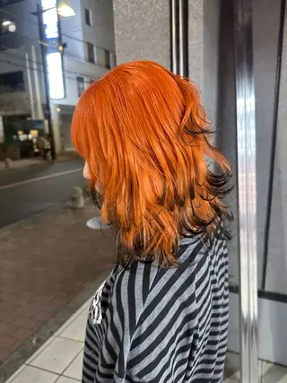 セミロング 2次元カラー/ ブリーチMANATOのヘアスタイル