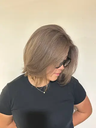 カラー 🌟デザインカラー 久保悠那のヘアスタイル