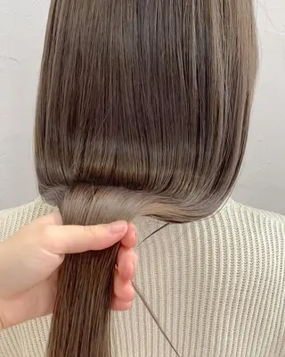 ロング カラー 榎園 由美のヘアスタイル