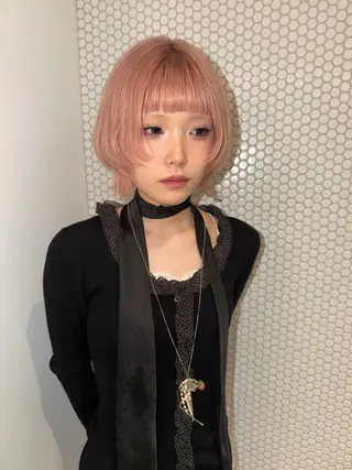 ミディアム カラー 🎵AIRI/ヘアー ⭐︎アートネイル🪽のネイルデザイン