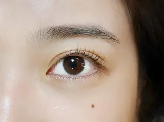 マツエク・マツパ une所属・une 石橋阪大前・ 箕面・池田・蛍池のマツエク・マツパデザイン