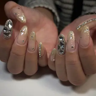 ネイル Re:N 【リン】のネイルデザイン