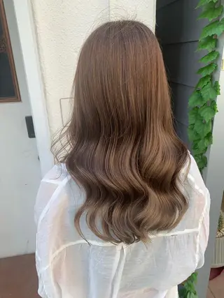 ロング SEAM アキホのヘアスタイル