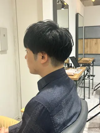 メンズ 日向｜メンズ特化🔥 /レイヤーカット◎のヘアスタイル