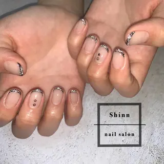 ネイル 岩本 真のネイルデザイン