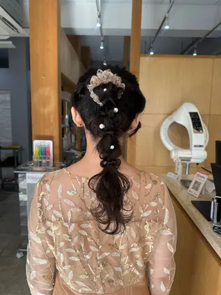 ミディアム miloc MOMOKAのヘアスタイル