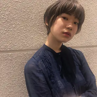 ショート 横田 美咲のヘアスタイル