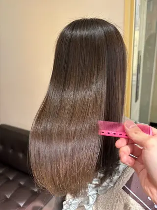 ミディアム カラー ワタイショウタ 髪質改善✨眉毛サロンのヘアスタイル