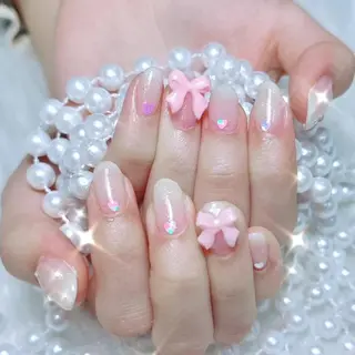 ネイル yui 💜のネイルデザイン