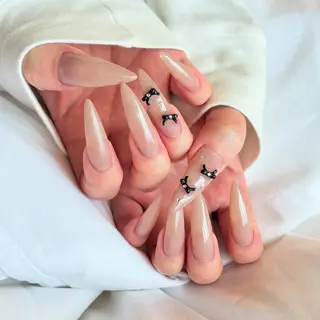 ネイル Nailsalon BLOOM🌷 山崎のネイルデザイン