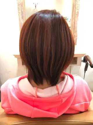 ショート カラー 小林 あんなのヘアスタイル