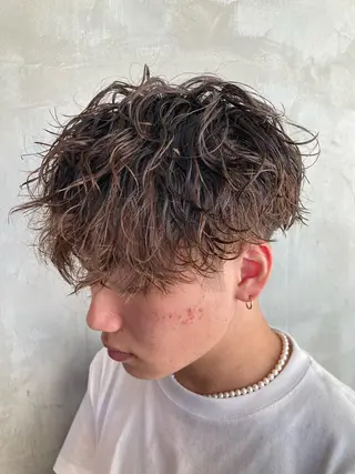 ショート パーマ メンズ 波巻きスパイラルパー マ/シャドウパーマ駿のヘアスタイル