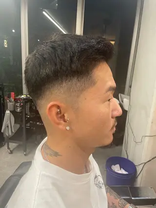 ショート 鈴木 悠斗のヘアスタイル